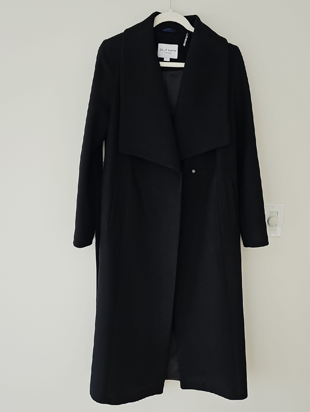 Cole Haan Black Long Wool Blend Coat With Tie Belt Size M / 10